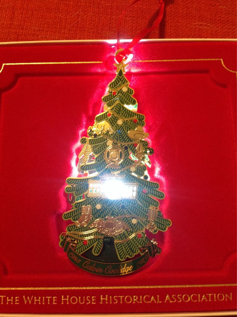 The White House Christmas Ornament 2015 - Whitehouse Chistmas Ornament (Calvin Coolidge) ornament collectible [Barcode 634228553880] - Main Image 2
