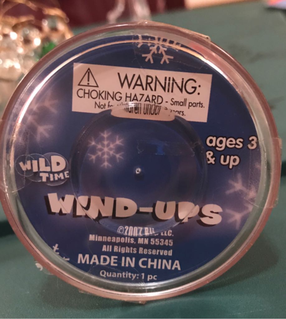 Santa Wind Up Toy   ornament collectible [Barcode 658382200466] - Main Image 2