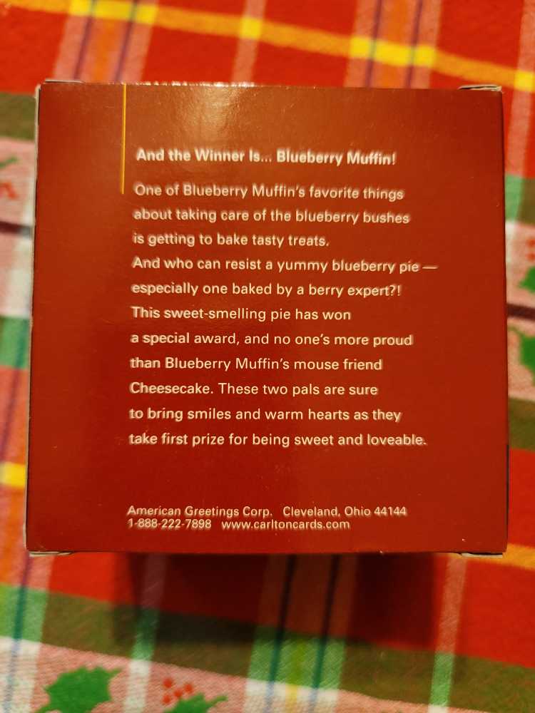 And The Winner Is Blueberry Muffin - Strawberry Shortcake (Strawberry Shortcake) ornament collectible [Barcode 661526376873] - Main Image 2