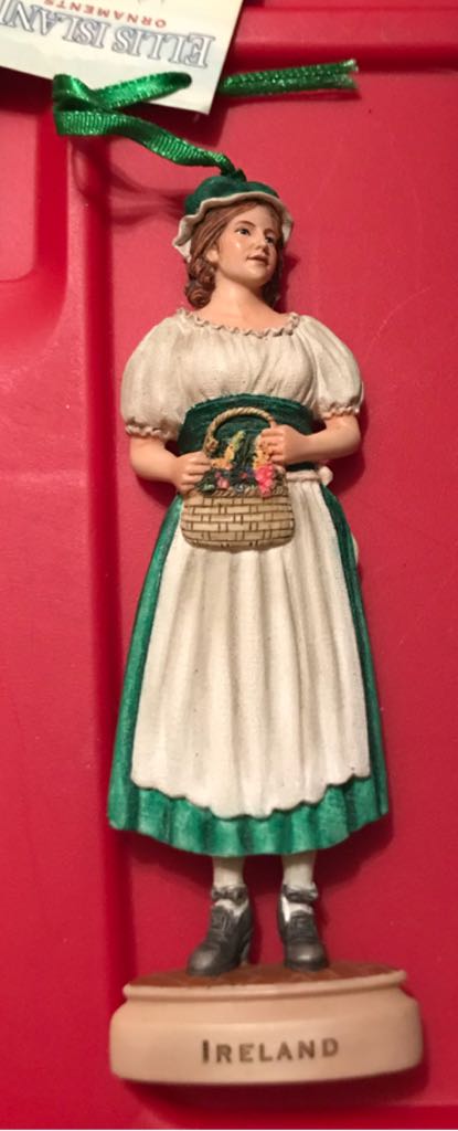 Mainstays Wall Clock 8.78 By 1.5 Inches Battery Powered