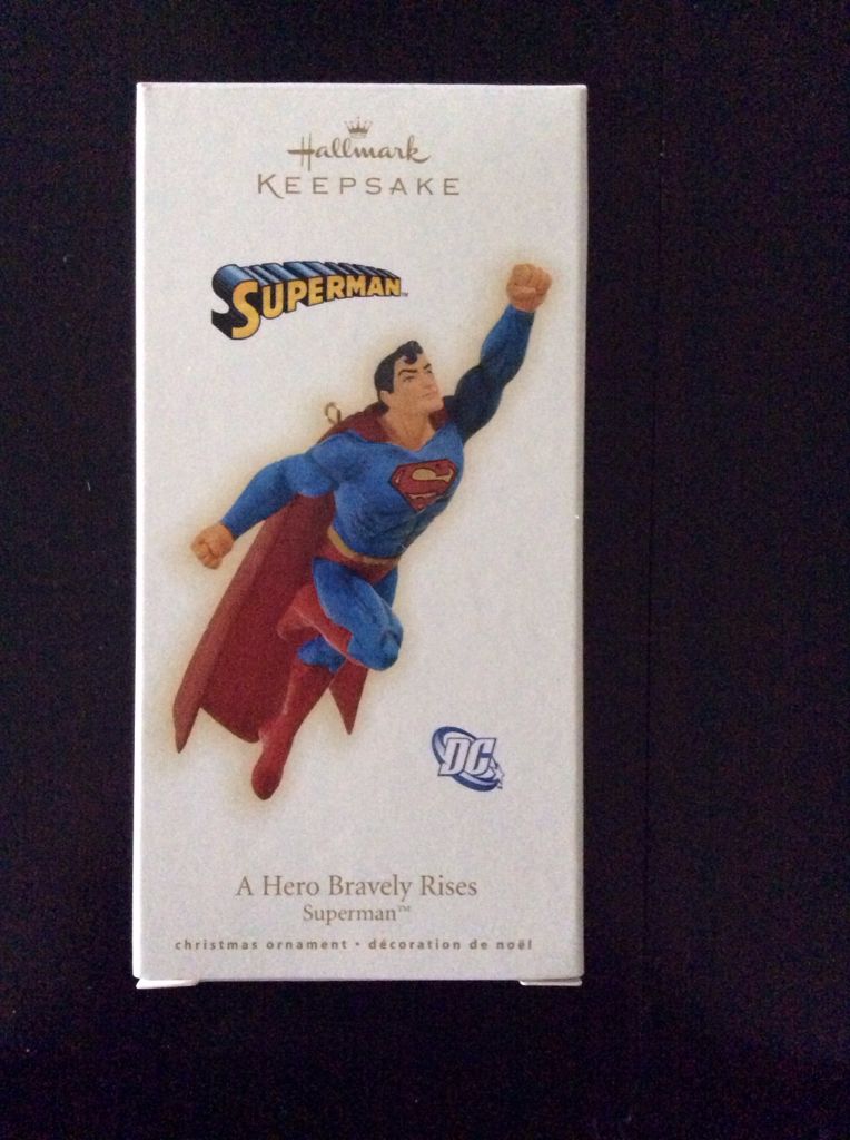 A Hero Bravely Rises - Superman (DC Superheroes) ornament collectible [Barcode 6787802079338] - Main Image 1