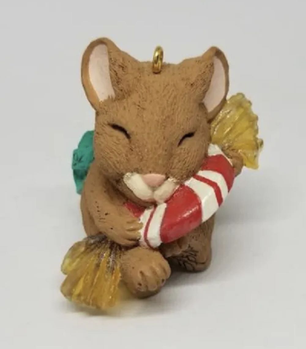 Peppermint Surprise - Mice (Mouse- Peppermint) ornament collectible [Barcode 015012336467] - Main Image 3