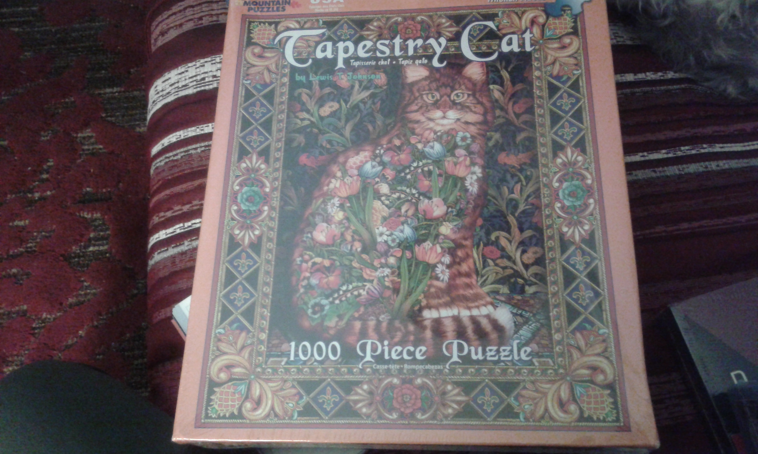 Tapestry Cat  (Puzzle) ornament collectible [Barcode 724819250356] - Main Image 2