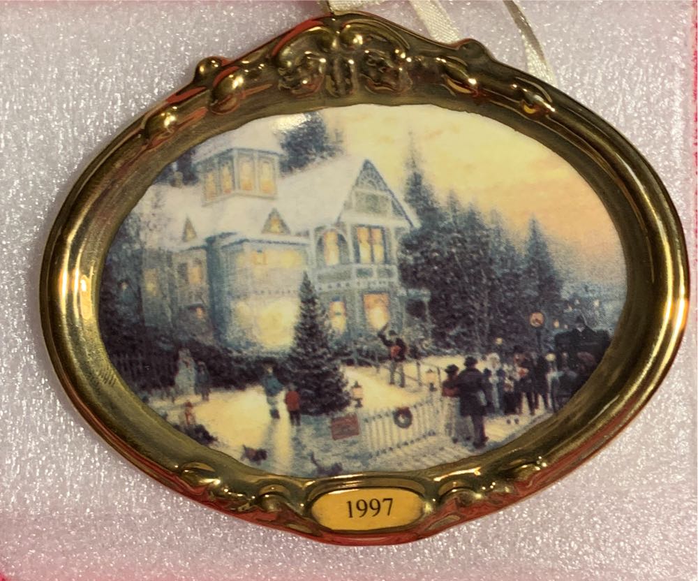 01 - Victorian Christmas - Thomas Kinkade (Thomas Kinkade) ornament collectible [Barcode 015012372595] - Main Image 3