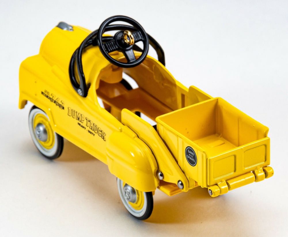 Murray Dump Truck - Kiddie Car Classics (Kiddie Car Classics) ornament collectible [Barcode 015012372786] - Main Image 3