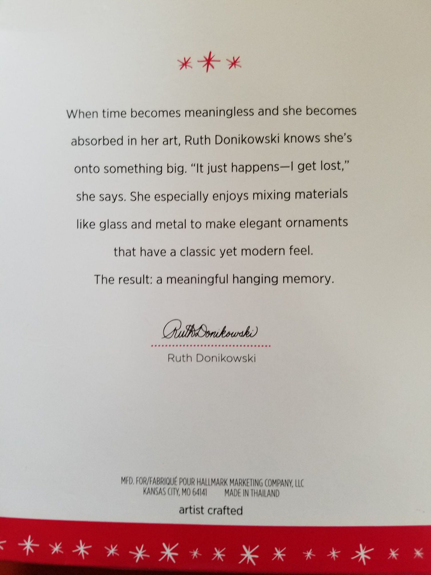 Good Friends, Happy Hearts - Snowflake (Snowflake) ornament collectible [Barcode 763795047321] - Main Image 2