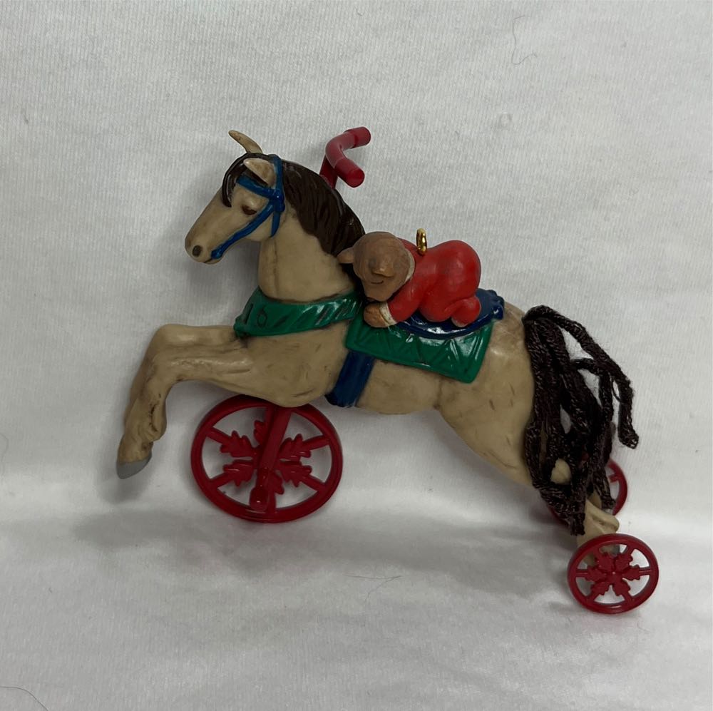 A Pony For Christmas #19 (2016) - A Pony For Christmas (Ponies) ornament collectible [Barcode 763795051489] - Main Image 4