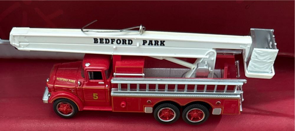 1959 GMC Fire Engine - Fire Brigade (Firetrucks) ornament collectible [Barcode 763795064489] - Main Image 4