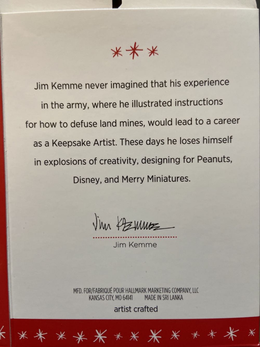 Green Thumb Snoopy - Spotlight On Snoopy (The Peanuts Gang) ornament collectible [Barcode 763795065196] - Main Image 2