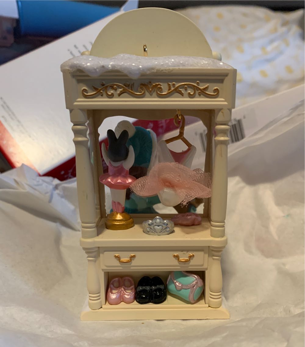 #14 Christmas Window 2016 - Christmas Window (14th In Series: Dance Shop) ornament collectible [Barcode 763795083329] - Main Image 4