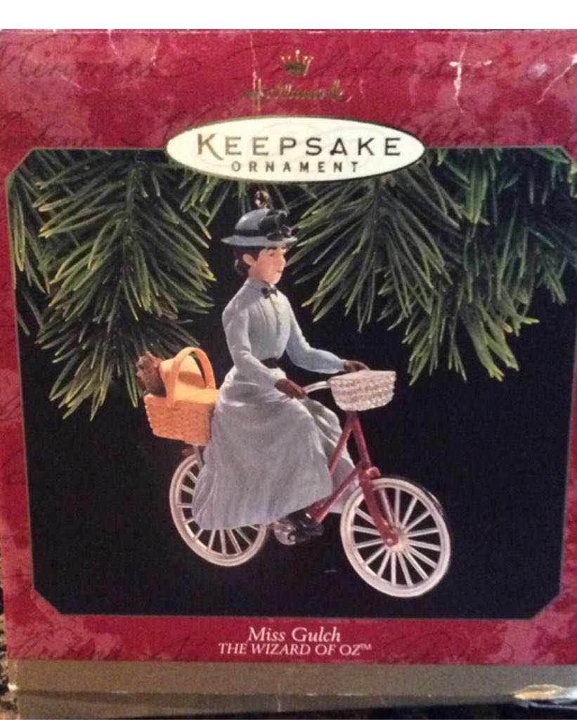 The Empire Strikes Back Lunch Box and Drink Container