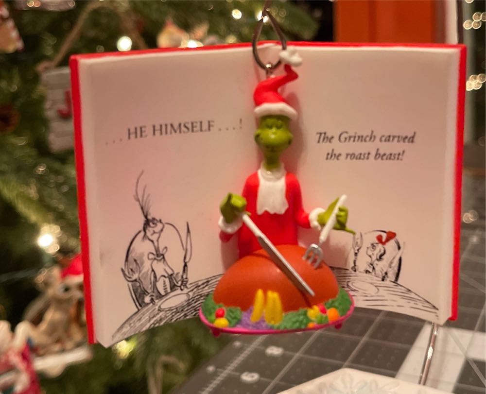 Grinch Carved The Roast Beast - Dr. Seuss’s How the Grinch Stole Christmas! (How The Grinch Stole Christmas) ornament collectible [Barcode 763795090037] - Main Image 4