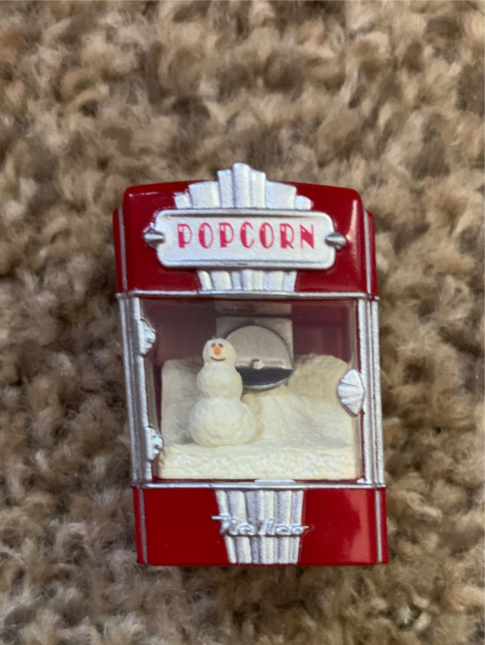 Poppy Holidays - Nelco (Keepsake) ornament collectible [Barcode 763795093045] - Main Image 4