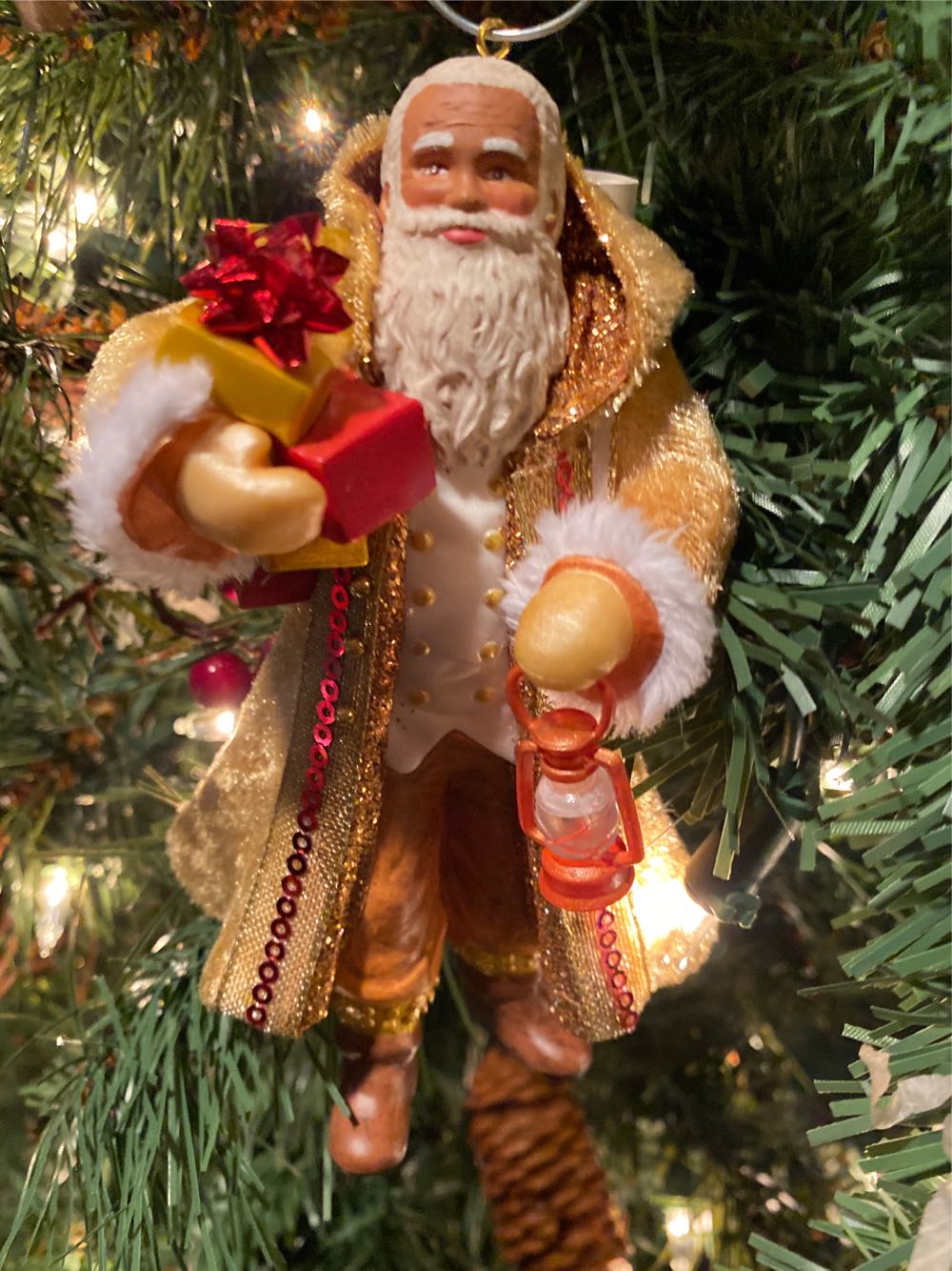 Father Christmas 13 - Father Christmas (Santa) ornament collectible [Barcode 763795097784] - Main Image 4
