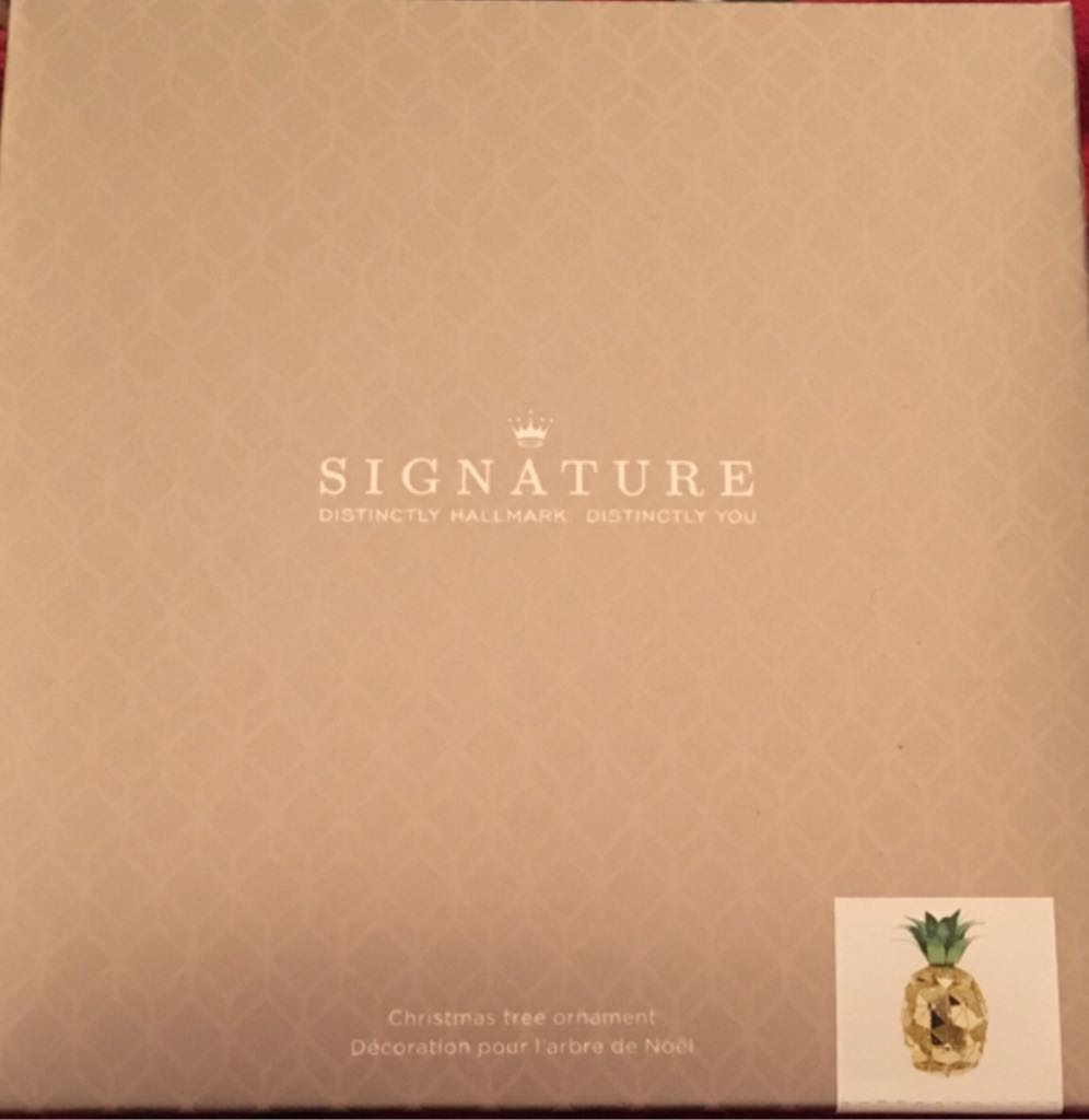 Pineapple Signature Ornament - Signature (Signature) ornament collectible [Barcode 763795103003] - Main Image 1