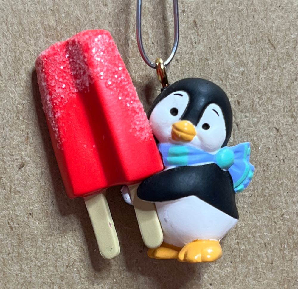 1st A Tasty Treat - Petite Penguins (Series Miniatures) ornament collectible [Barcode 763795108428] - Main Image 4