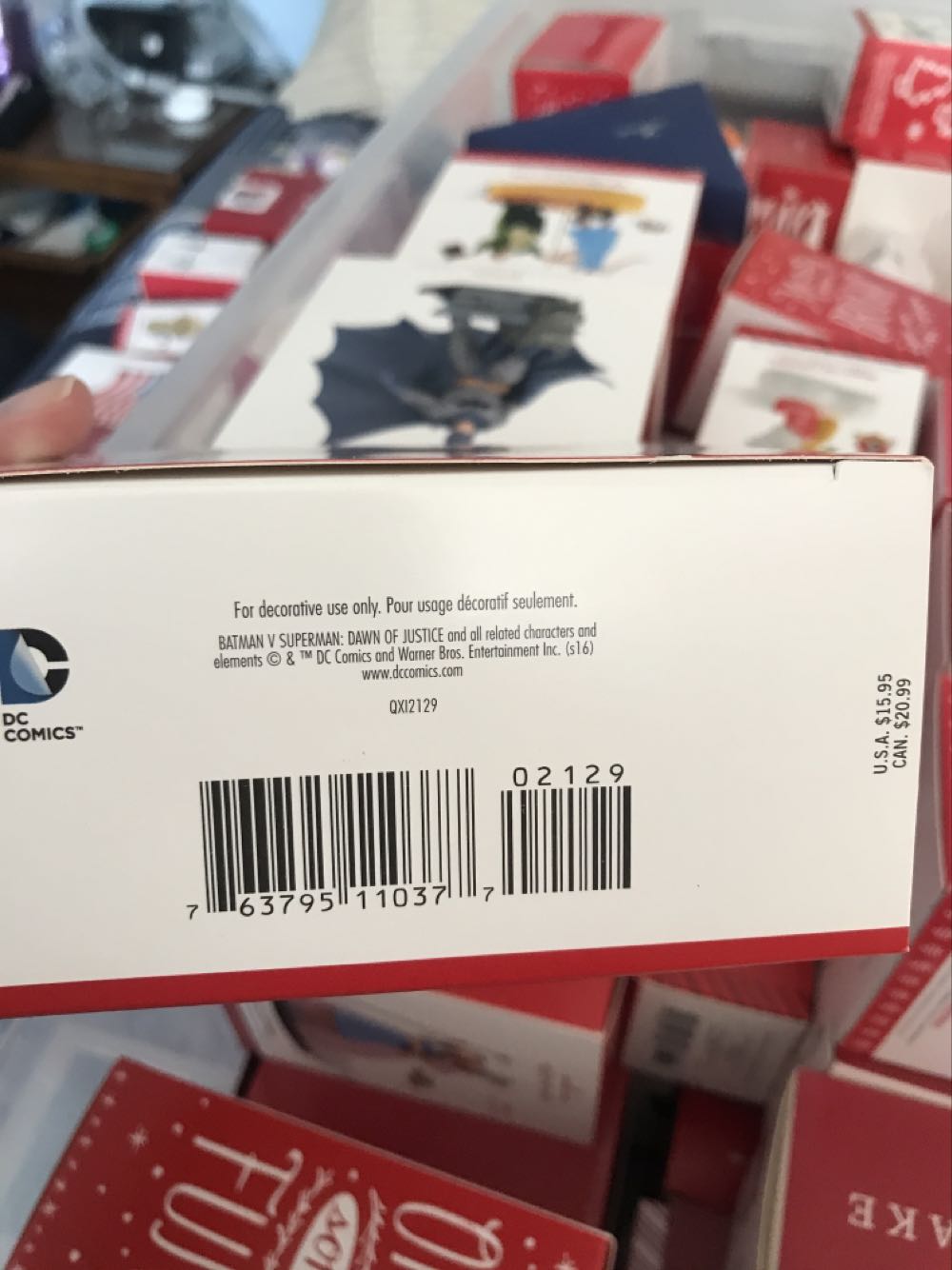 Superman - Comic Book Heroes (DC Comics / Superman) ornament collectible [Barcode 763795110377] - Main Image 3