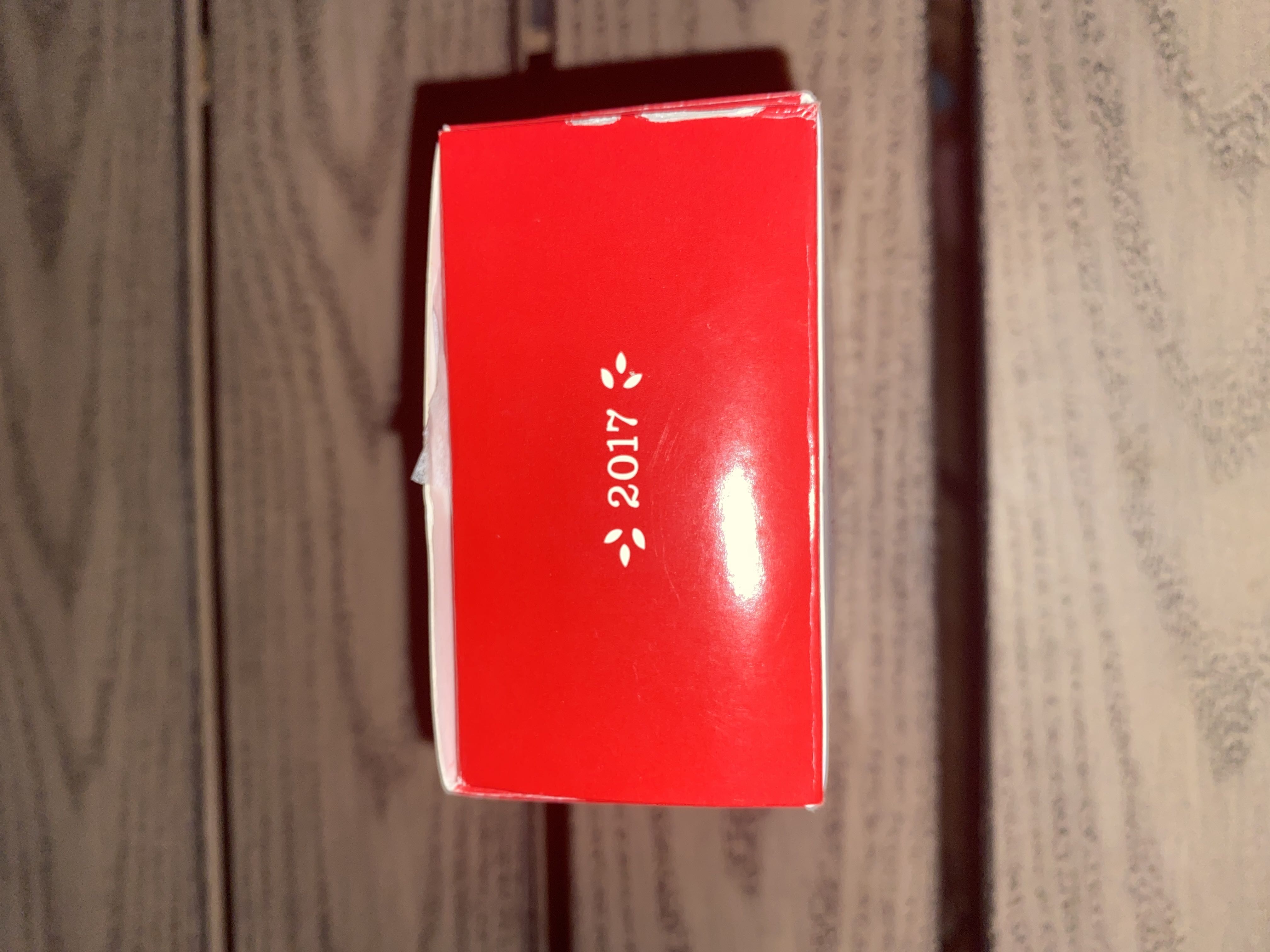 Hello Kitty - Hallmark Keepsake (Hello Kitty) ornament collectible [Barcode 763795134052] - Main Image 3