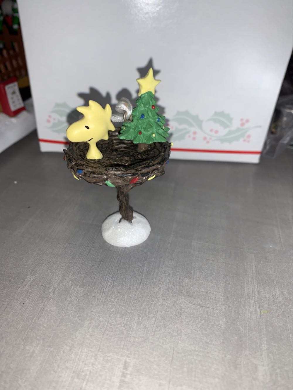 Woodstock In Birdbath - The Peanuts Gang ornament collectible [Barcode 763795142804] - Main Image 2