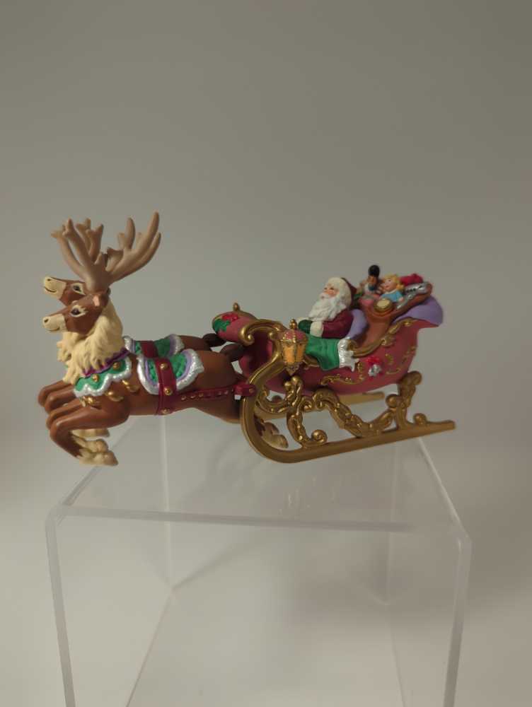 Santa’s Magical Sleigh - Artists’s Studio Collection (Santa) ornament collectible [Barcode 015012378160] - Main Image 3