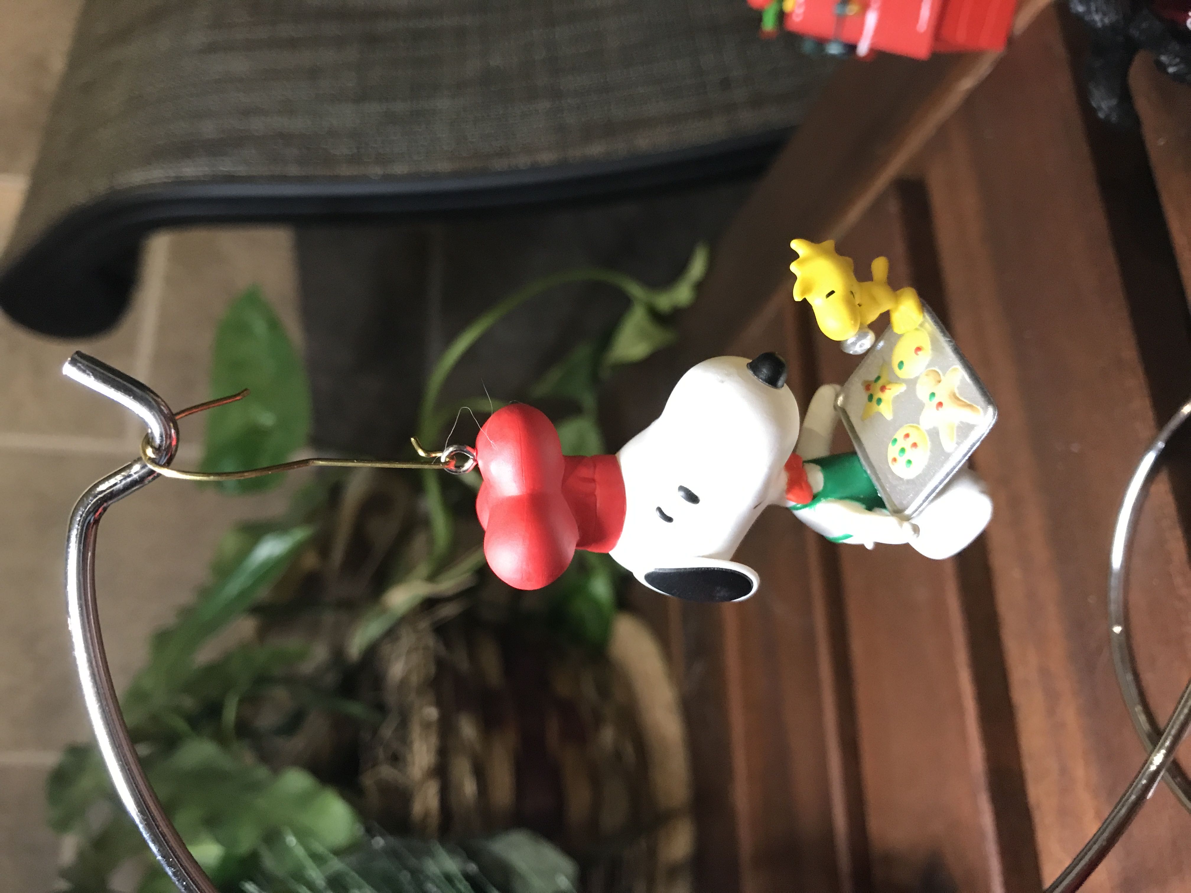 #20 Peanuts Spotlight On Snoopy #20 Baker Snoopy - Spotlight On Snoopy (Snoopy) ornament collectible [Barcode 763795197750] - Main Image 3