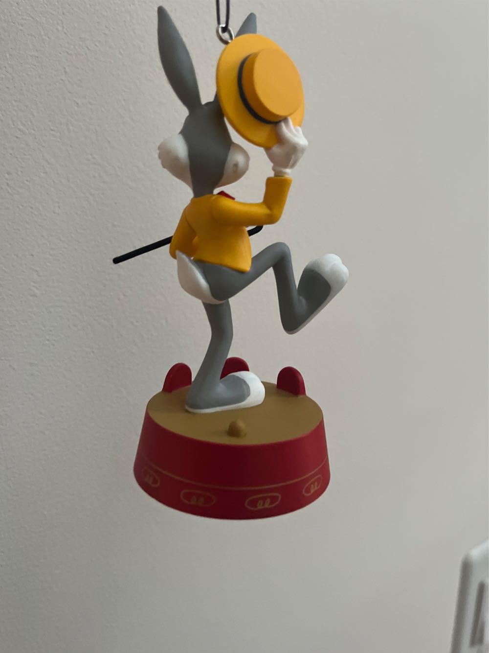 Looney Tunes: “THIS IS IT” - Bugs Bunny - Looney Tunes (MAGIC: Sound) ornament collectible [Barcode 763795203642] - Main Image 4