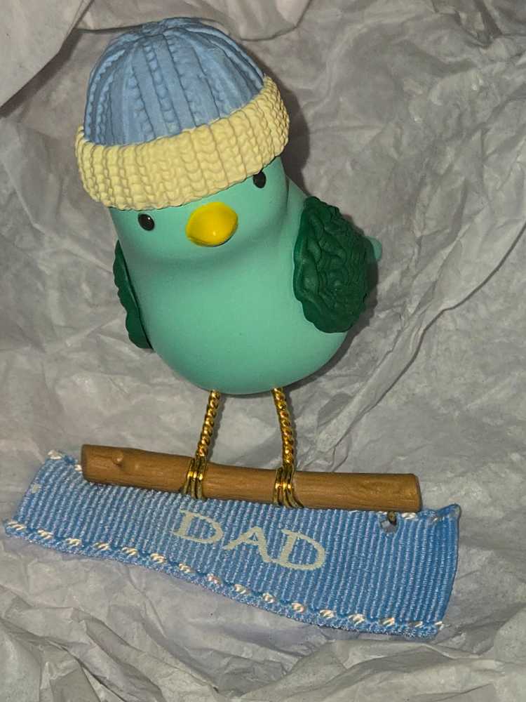 Dad 2017 Bird  (Family) ornament collectible [Barcode 763795223268] - Main Image 4