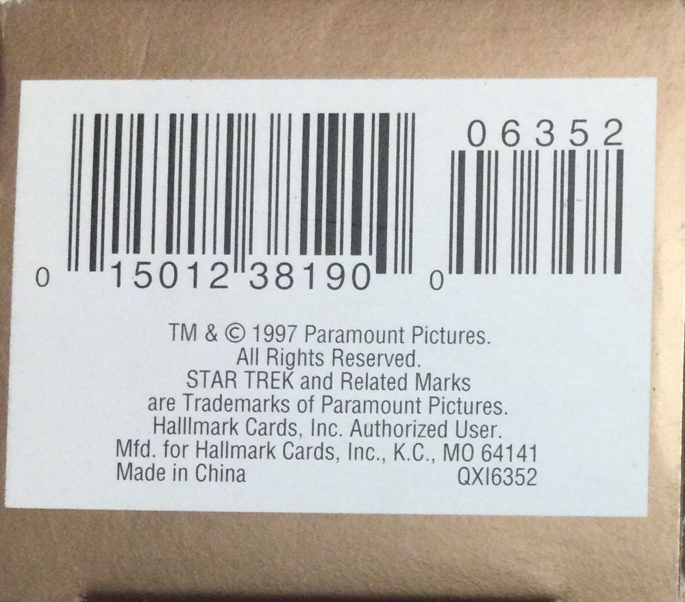 Dr. Leonard McCoy - Star Trek (Star Trek) ornament collectible [Barcode 015012381900] - Main Image 3