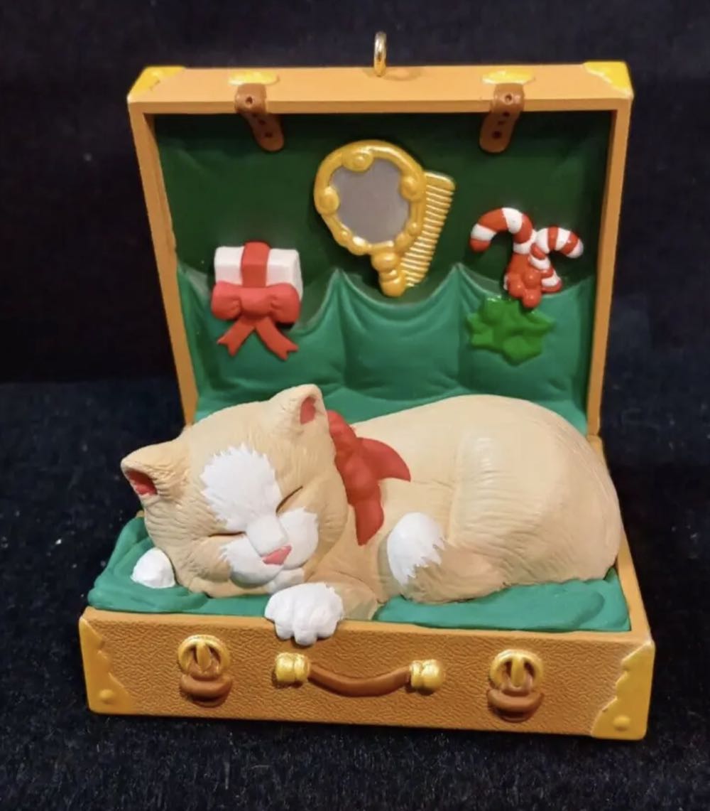 Cat Naps #4 Suitcase Slumber (4th In Series) - Cat Naps (Cat) ornament collectible [Barcode 015012389395] - Main Image 4