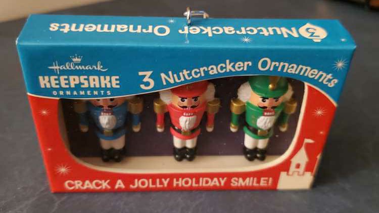 Nifty Fifties Keepsake Ornaments #4 - Nifty Fifties (Retro) ornament collectible [Barcode 763795258420] - Main Image 3