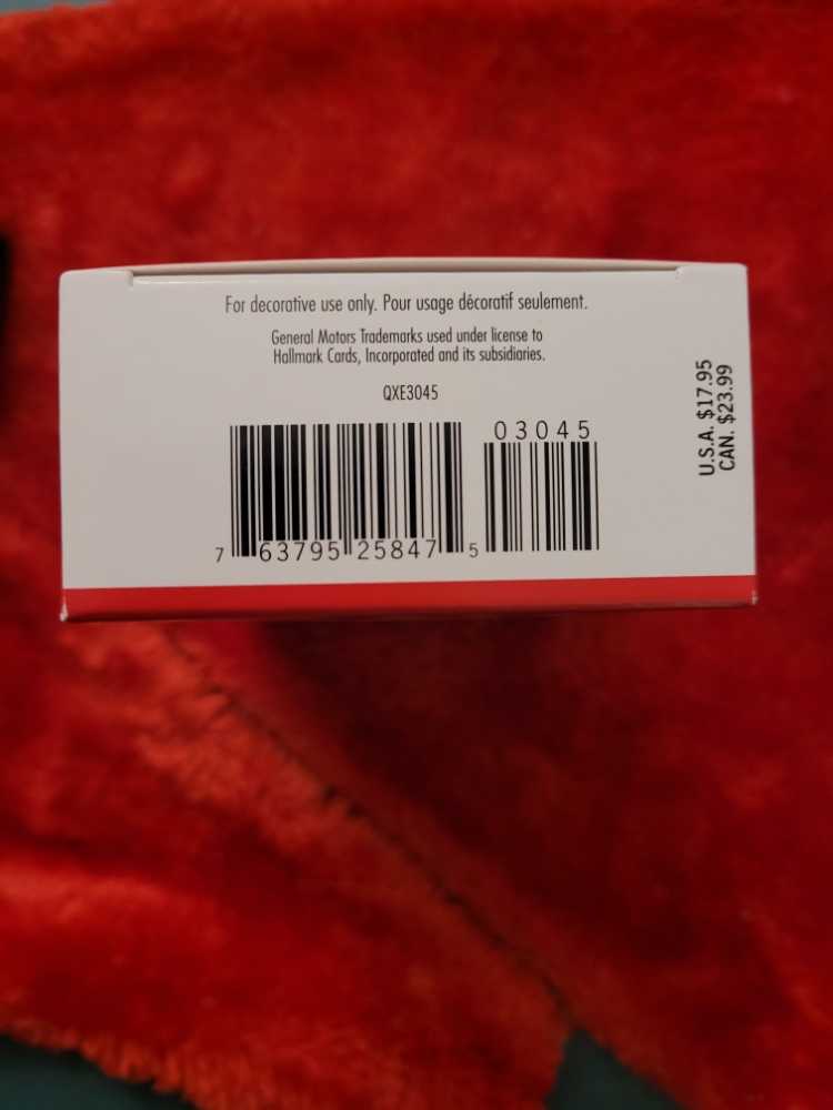 1967 Pontiac Firebird 400 - Classic America Cars (Limited Edition) ornament collectible [Barcode 763795258475] - Main Image 4