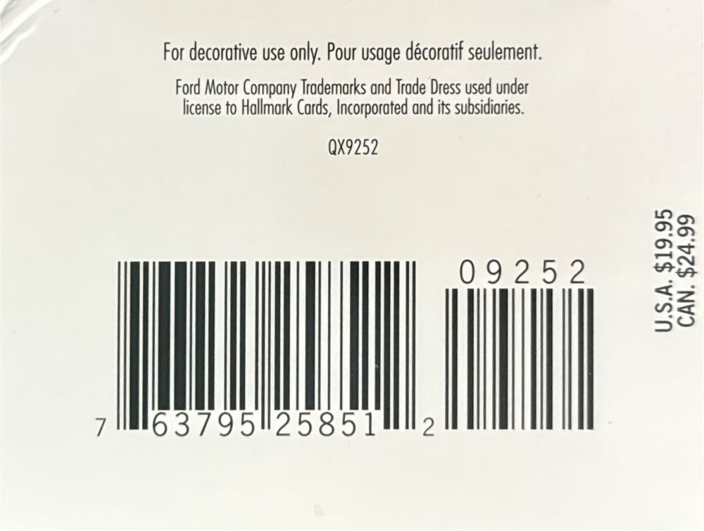 1979 Ford F-700 Fire Engine  - Fire Brigade (Firetrucks) ornament collectible [Barcode 763795258512] - Main Image 3