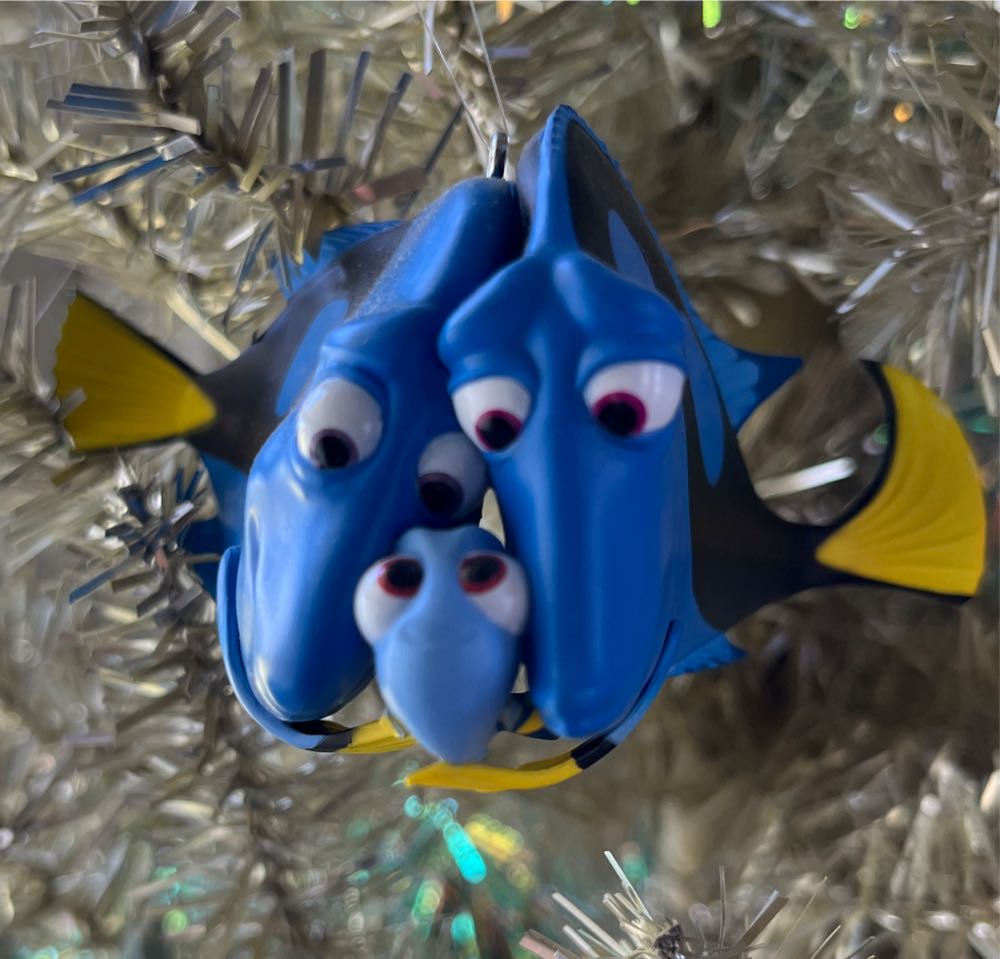 Hallmark Keepsake. Summer. Disney Pixar Finding Nemo. 2017. Family Fun. Designed By Robert Hurlburt. - Disney - Pixar Finding Dory (Family Fun) ornament collectible [Barcode 763795264339] - Main Image 4
