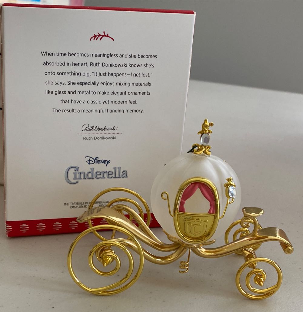 Cinderella’s Carriage  - Cinderella (Cinderella) ornament collectible [Barcode 763795271597] - Main Image 4
