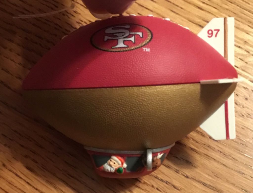 Easter Collection Disney WTP Garden Of Piglet And Pooh