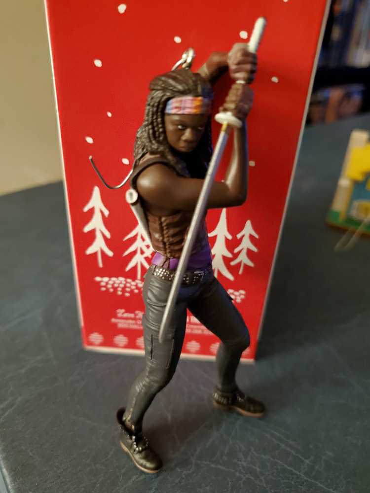 The Walking Dead: “MICHONNE” - The Walking Dead (Hanging Ornament) ornament collectible [Barcode 763795303007] - Main Image 3