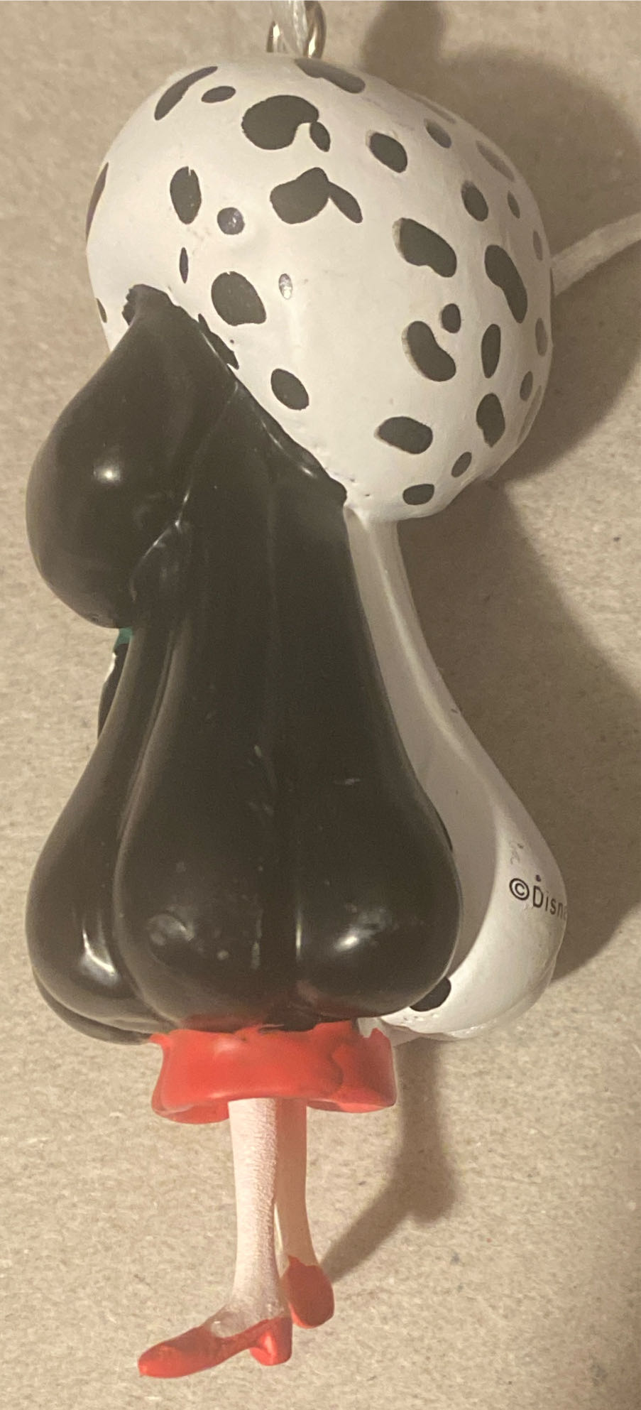 Disney: Cruella De Vil - 101 Dalmatians (Disney) ornament collectible [Barcode 763795324590] - Main Image 3