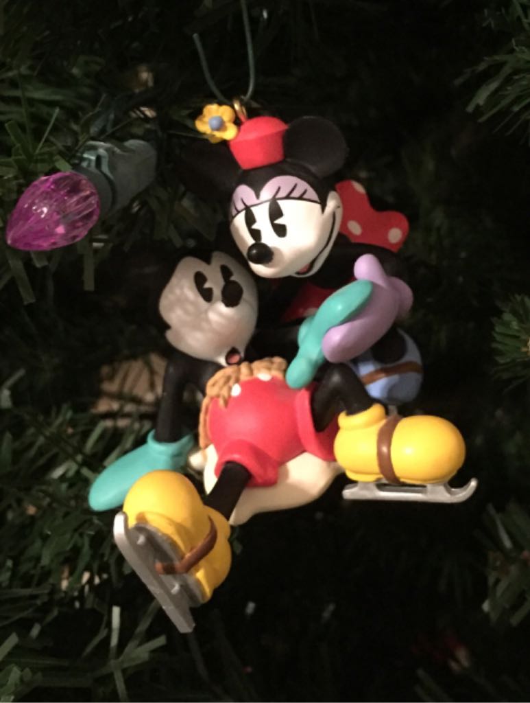 New Pair of Skates - Disney Mickey Mouse (Mickey, Minnie) ornament collectible [Barcode 015012415438] - Main Image 2