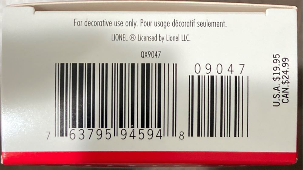 Chessie System Locomotive  - Lionel Train Series (Trains) ornament collectible [Barcode 763795945948] - Main Image 4