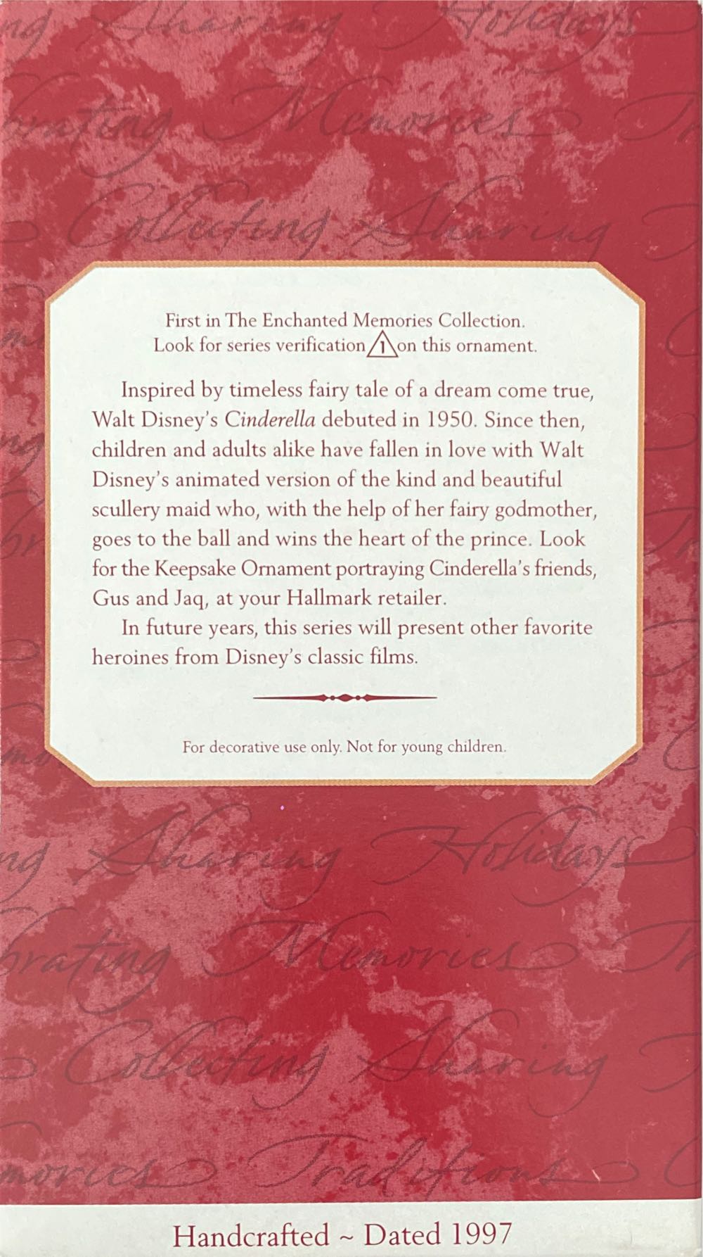 Disney’sCinderella - Disney Enchanted Memories (Disney) ornament collectible [Barcode 015012415506] - Main Image 2