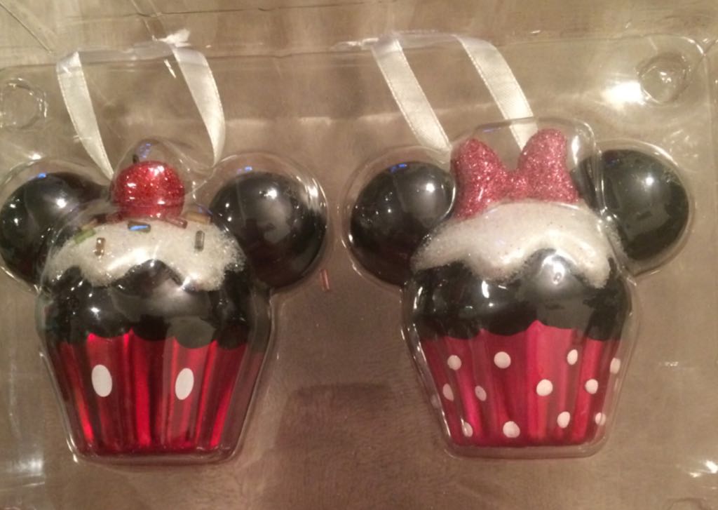 Mickey & Minnie Cupcakes  ornament collectible [Barcode 763795960712] - Main Image 1