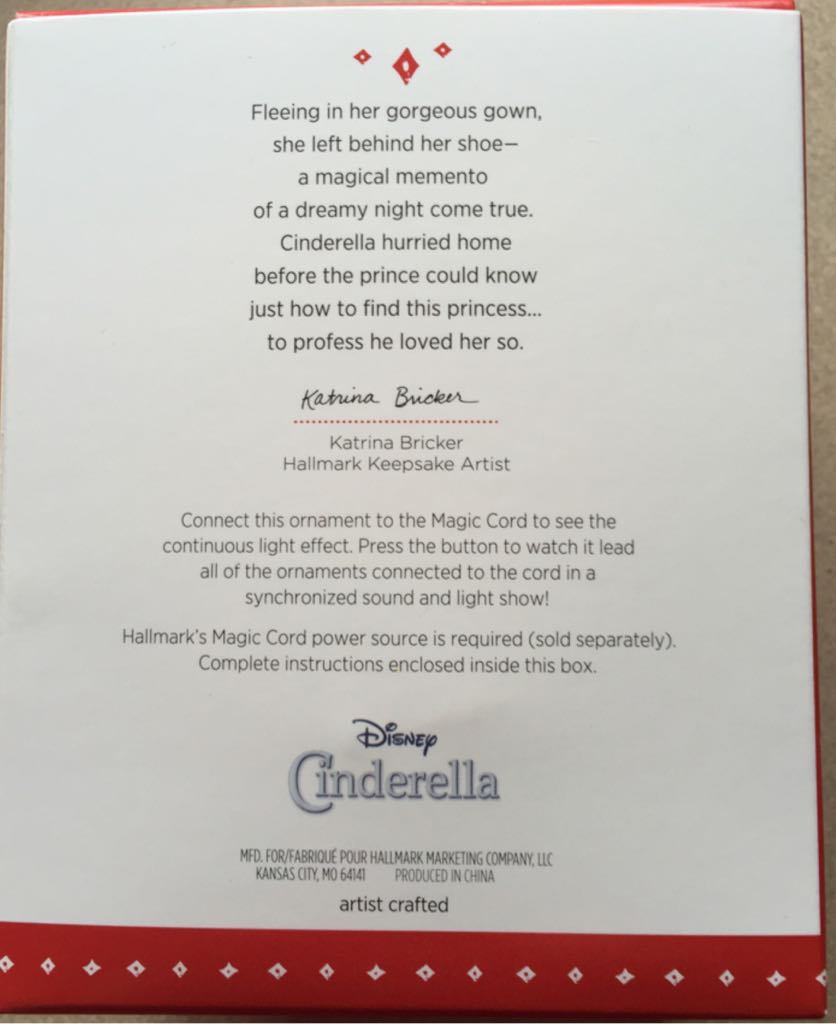 The Clock Strikes Twelve! - Cinderella (Disney) ornament collectible [Barcode 763795961597] - Main Image 2