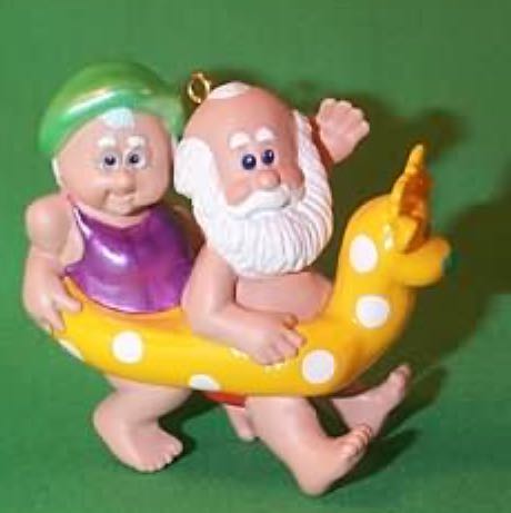 The Clauses On Vacation - 2nd (Clauses On Vacation) ornament collectible [Barcode 015012425147] - Main Image 1