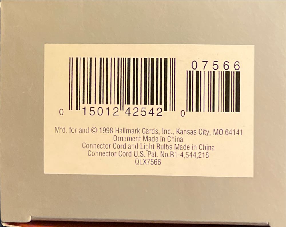 Santa’s Show ’n’ Tell - Santa (Santa, Child, Magic, Legacy Cord) ornament collectible [Barcode 015012425420] - Main Image 3