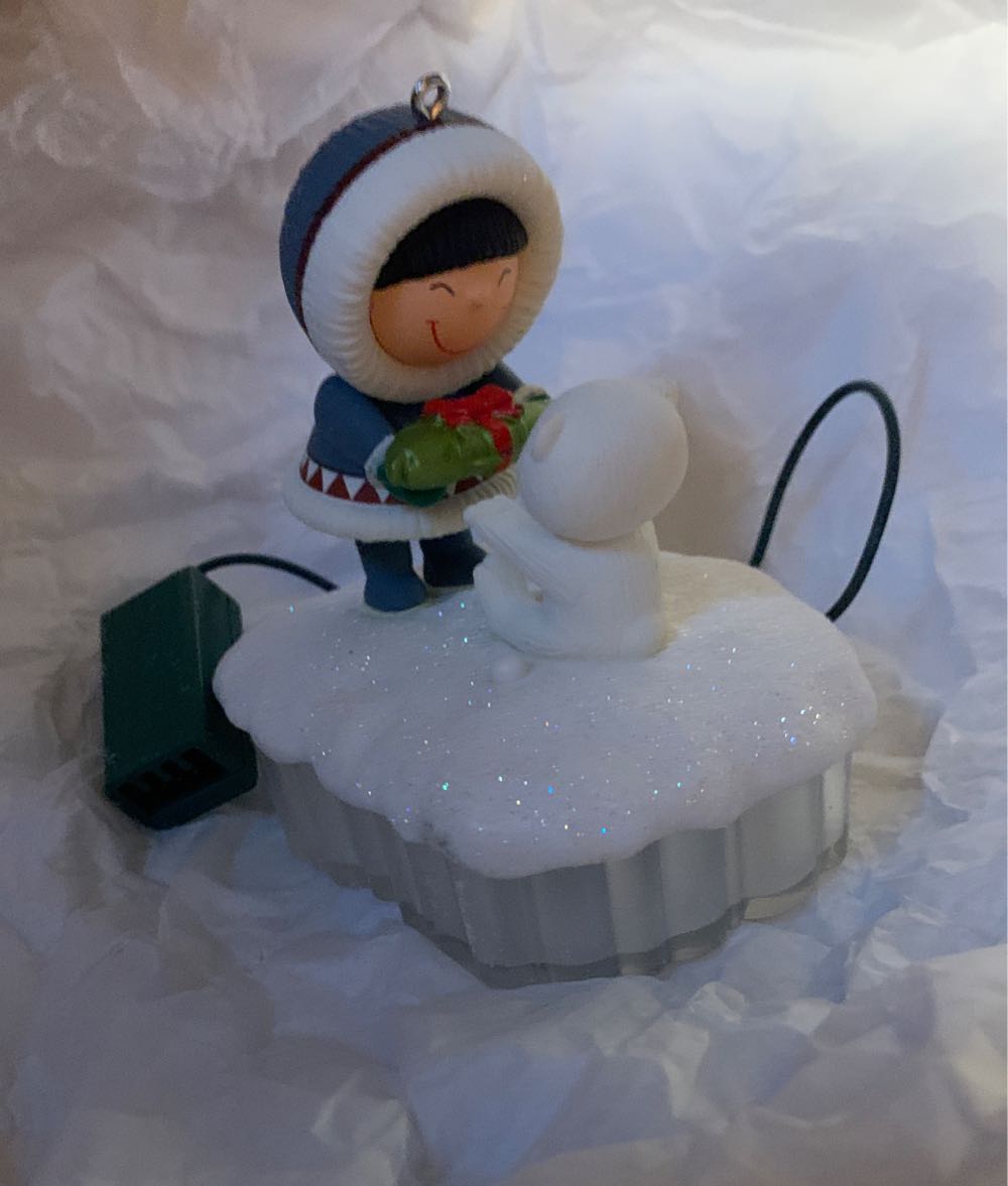 Frosty Friends A Fish For Christmas - Frosty Friends (Frosty Friends) ornament collectible [Barcode 763795986392] - Main Image 3