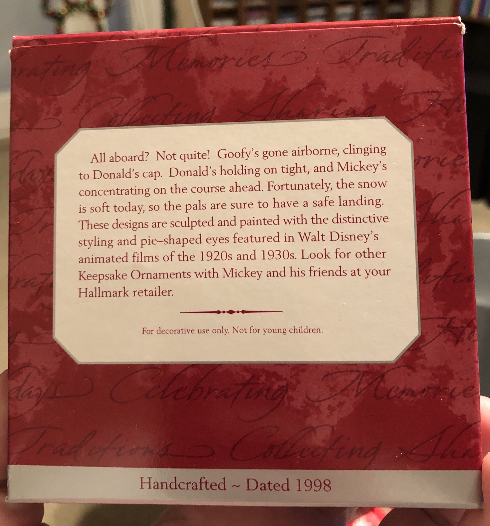 Runaway Toboggan  - Mickey & Co. (Disney - Mickey) ornament collectible [Barcode 015012427387] - Main Image 3