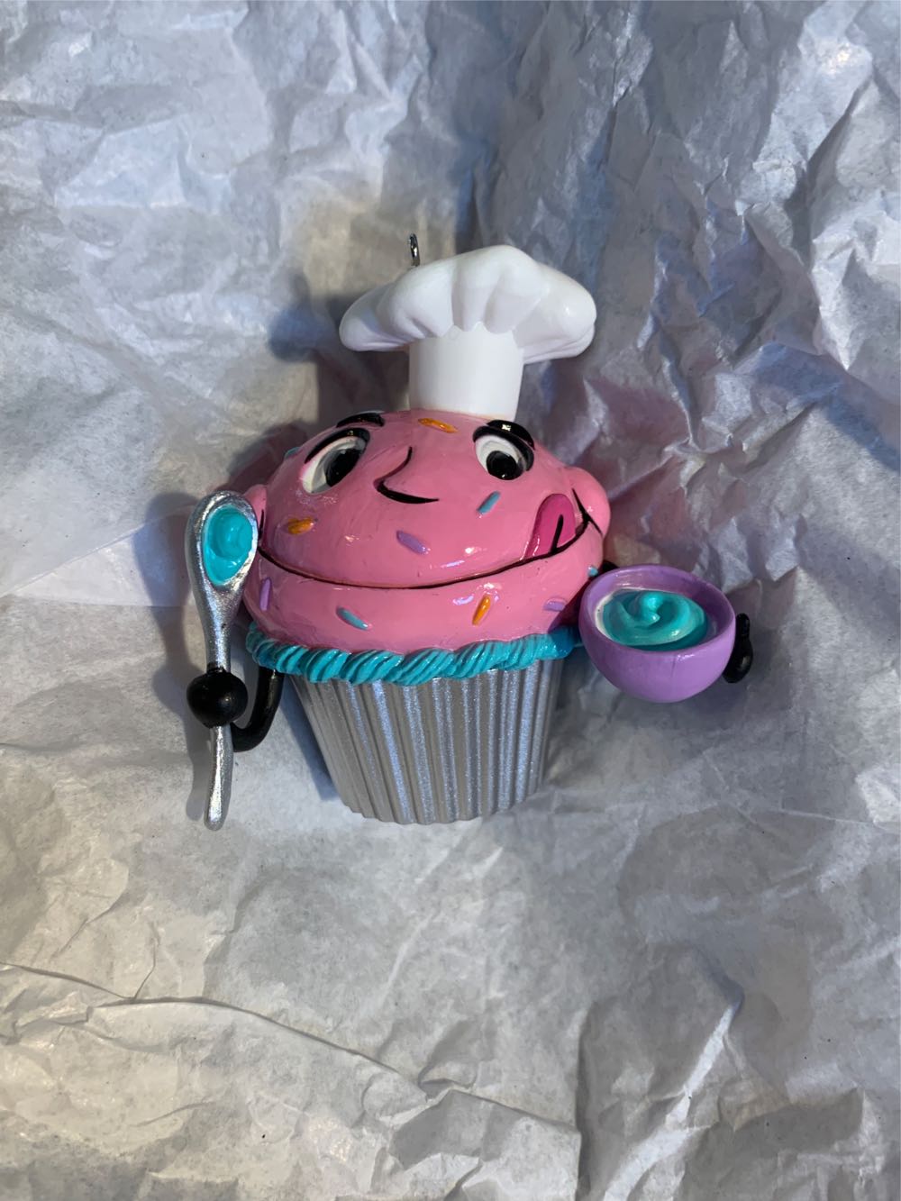 Baker’s Dozen - Baker’s Dozen (Keepsake Cupcakes) ornament collectible [Barcode 763795994731] - Main Image 3