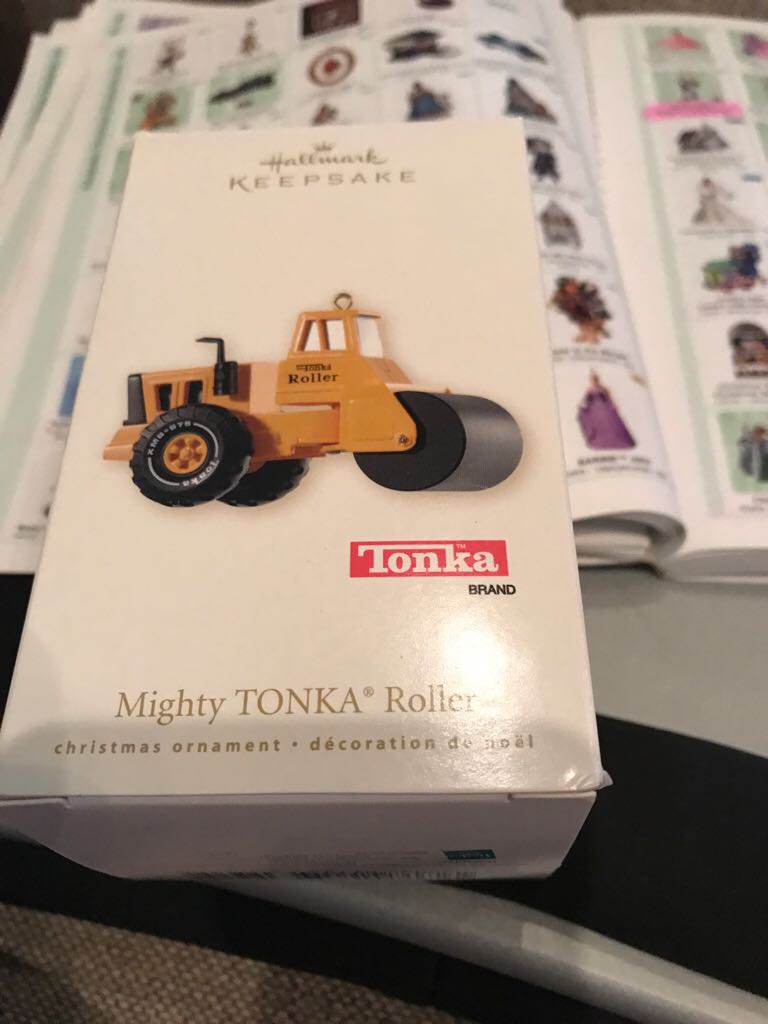 Mighty Tonka Roller - Tonka (Construction) ornament collectible [Barcode 795902017354] - Main Image 2