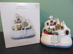 Home For Christmas - Magic (Magic-light, sound, & motion) ornament collectible [Barcode 795902017729] - Main Image 2