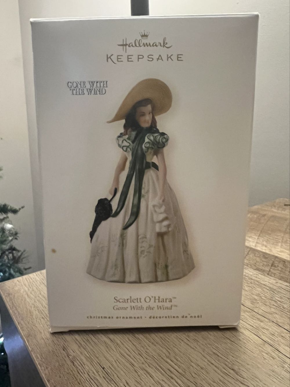 Scarlett O’Hara 2008 - Gone With The Wind (Gone With The Wind) ornament collectible [Barcode 795902018863] - Main Image 2